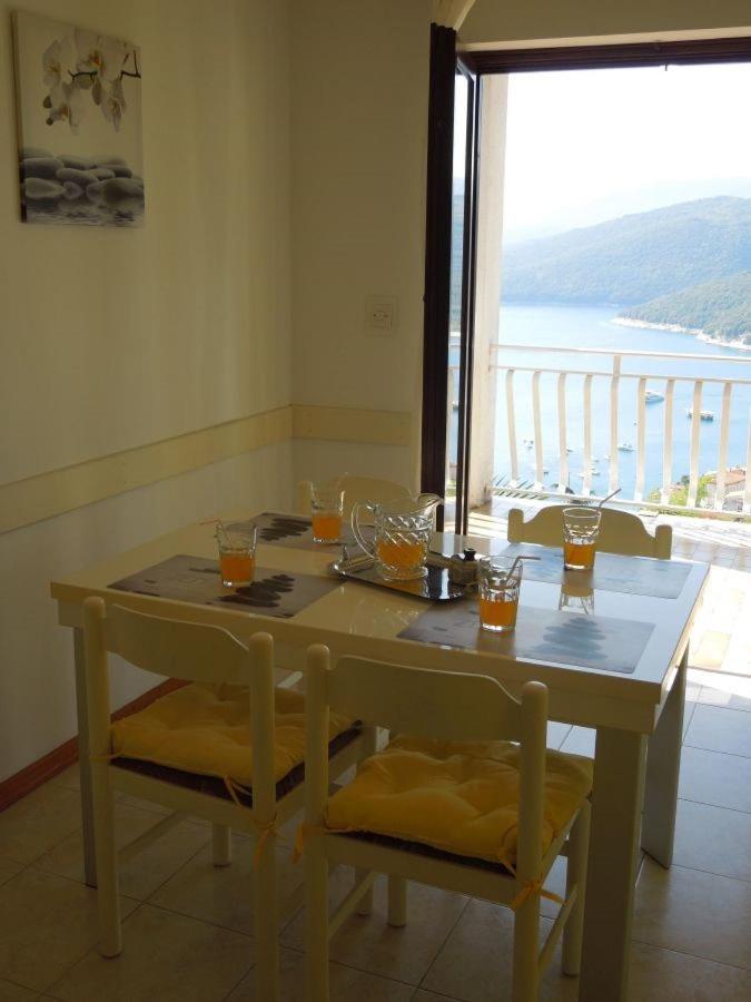 Apartments Paliska Rabac Bagian luar foto